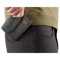FJÄLLRÄVEN Norrvåge Wallet - Geldbeutel 10 FJÄLLRÄVEN Norrvåge Wallet - Geldbeutel -Deuter Verkaufs-Shop fjaellraeven norrvaage wallet geldbeutel detail 4