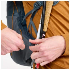 Montane Trailblazer LT 28 - Trailrunningrucksack 18 Montane Trailblazer LT 28 - Trailrunningrucksack -Deuter Verkaufs-Shop montane trailblazer lt 28 trailrunningrucksack detail 8